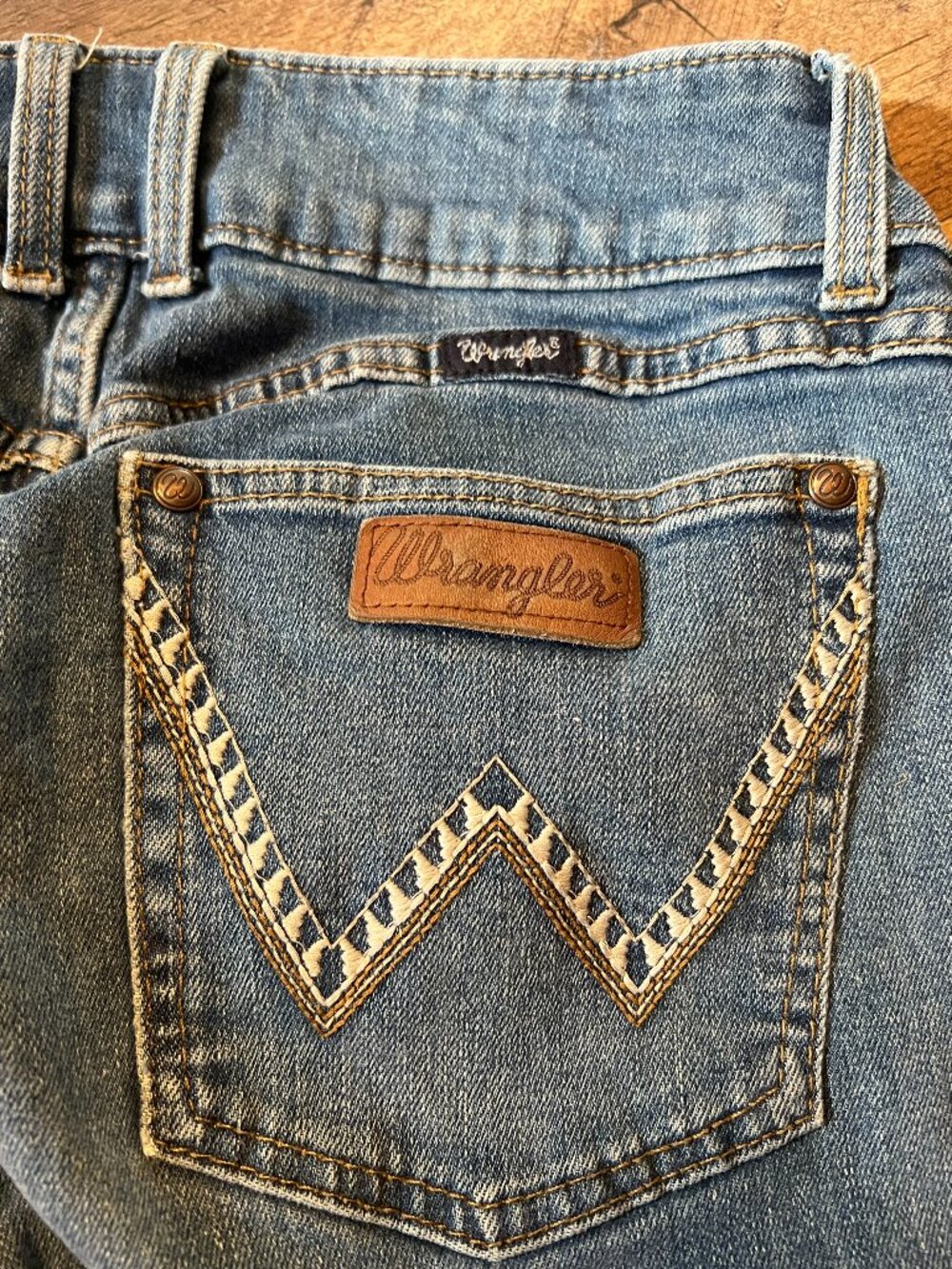 31x34 Women's Wrangler Jeans